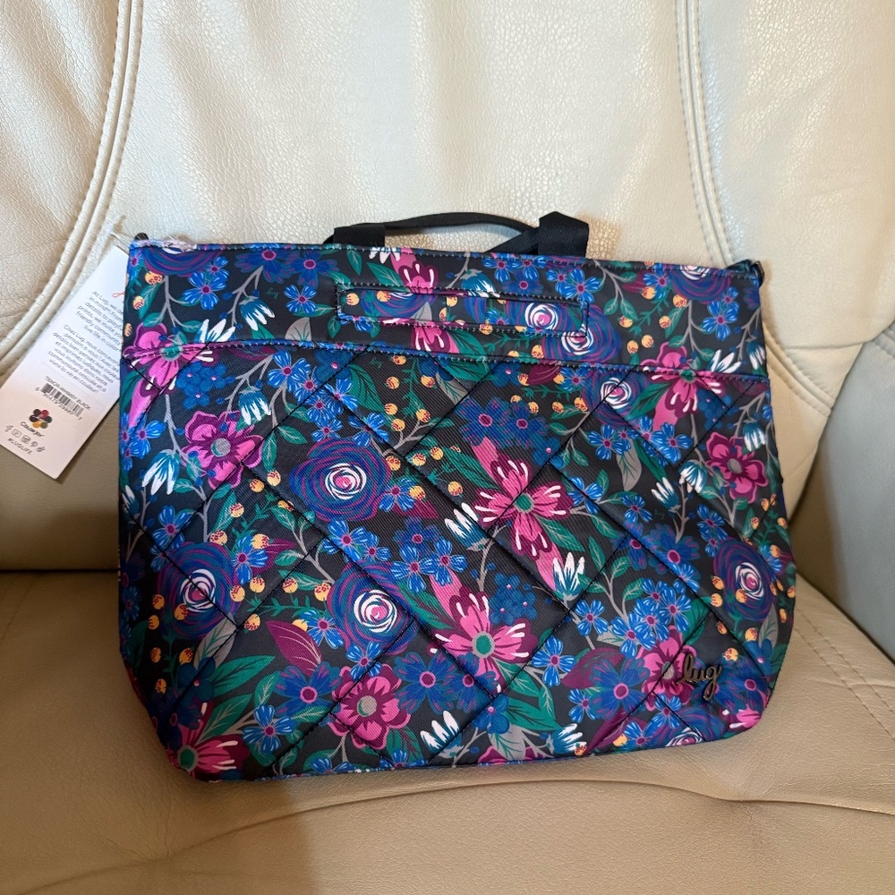 🦄 Lug Tenor. In Whimsy Black Floral Crossbody Bag - NEW